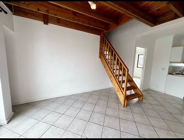 2 BEDROOM APARTMENT TO LET IN MELKBOSSTRAND CENTRAL